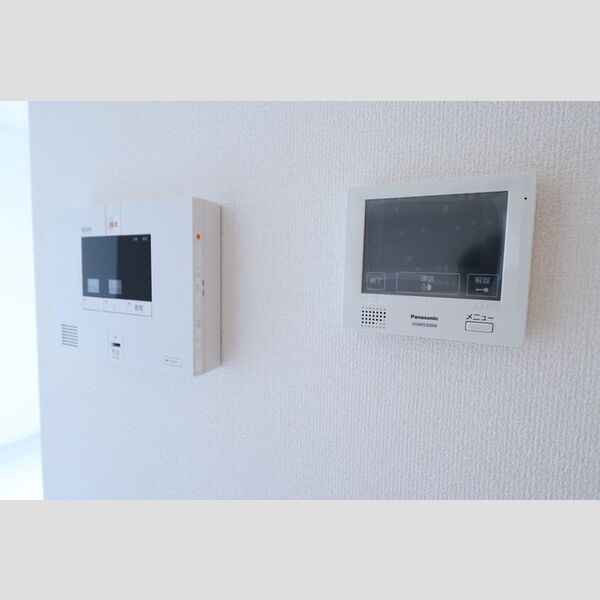 その他設備 (ホームセキュリティとTVモニタホン)