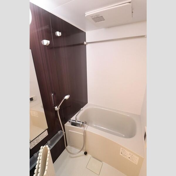 バス (追焚・浴室換気乾燥機付バスルーム)