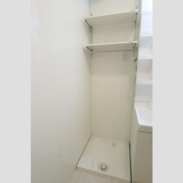 その他 (室内洗濯機置場)