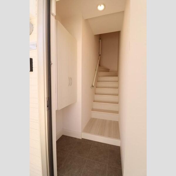 玄関 (玄関にシューズBOX)