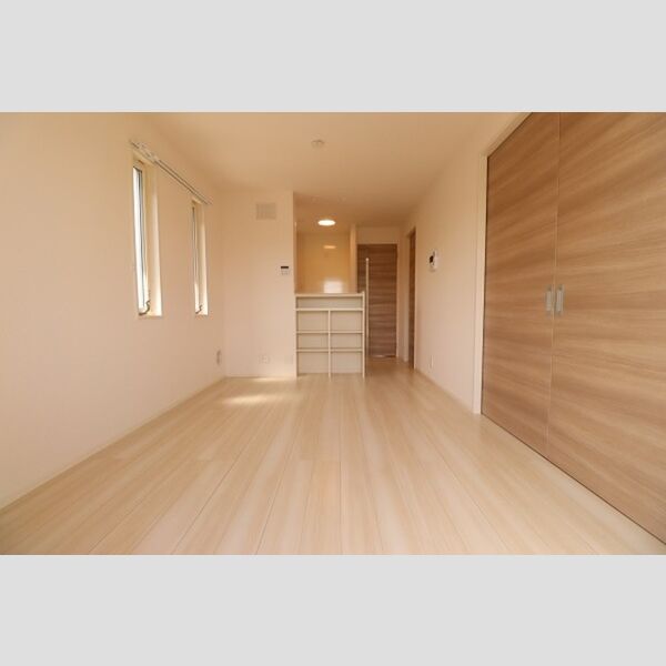 居室・リビング (2面採光のリビング)