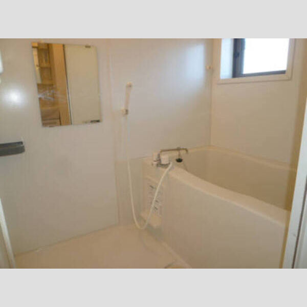 バス (寒い冬にも重宝!追焚き給湯です!浴室換気乾燥機もございます。)