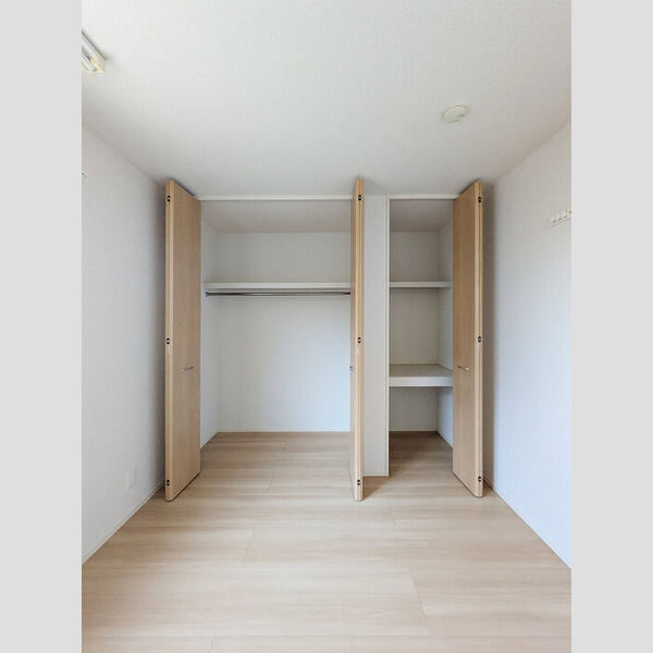 収納 (クローゼット)