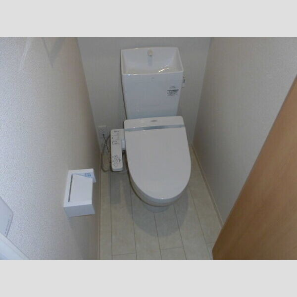 トイレ (温水洗浄便座)