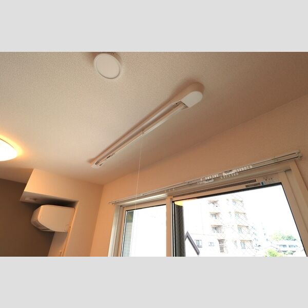 その他 (室内物干)