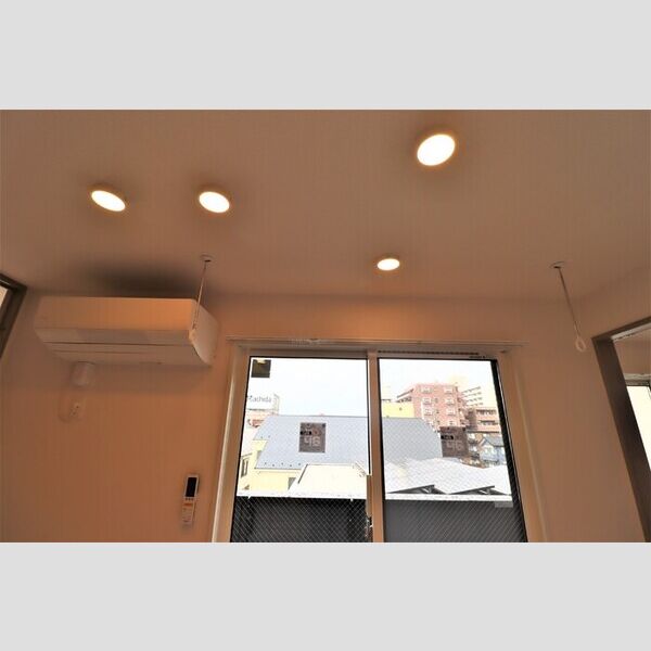 その他 (室内物干)