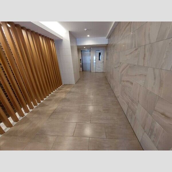 現地周辺 (共有廊下)