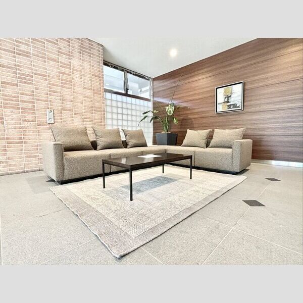 現地周辺 (ロビー②)