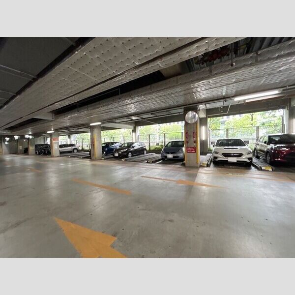 駐車場 (駐輪場)