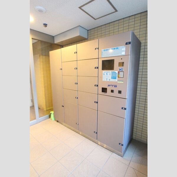 現地周辺 (宅配ボックス)