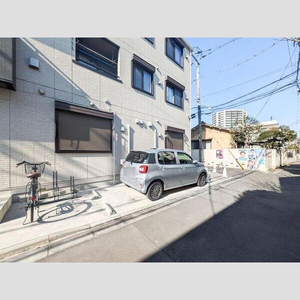 駐車場 (駐車場)