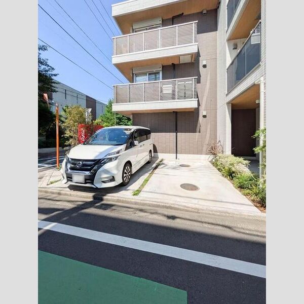 駐車場 (駐車場)