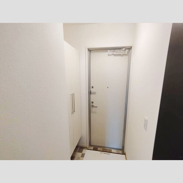 玄関 (玄関)