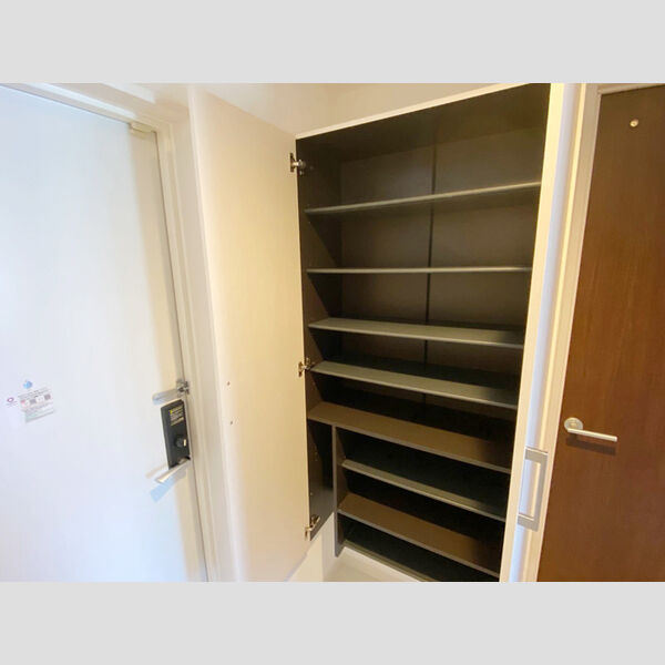 玄関 (玄関)