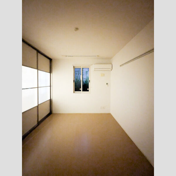 その他 (洋室)