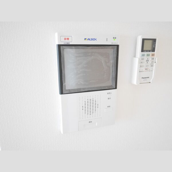 その他設備 (モニター付きインターフォン)