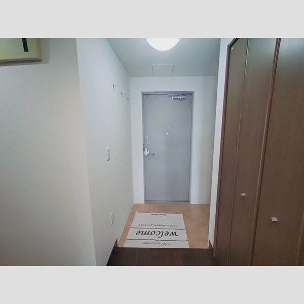 玄関 (玄関)