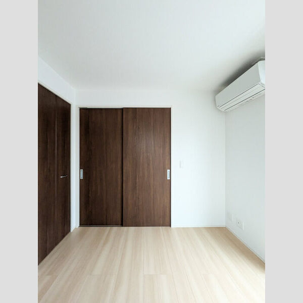その他 (洋室)