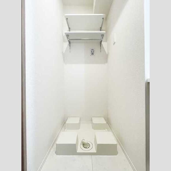 その他 (洗濯機置場)