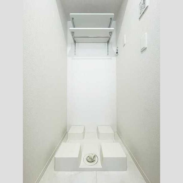 その他 (洗濯機置場)