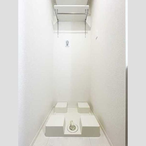 その他 (洗濯機置場)