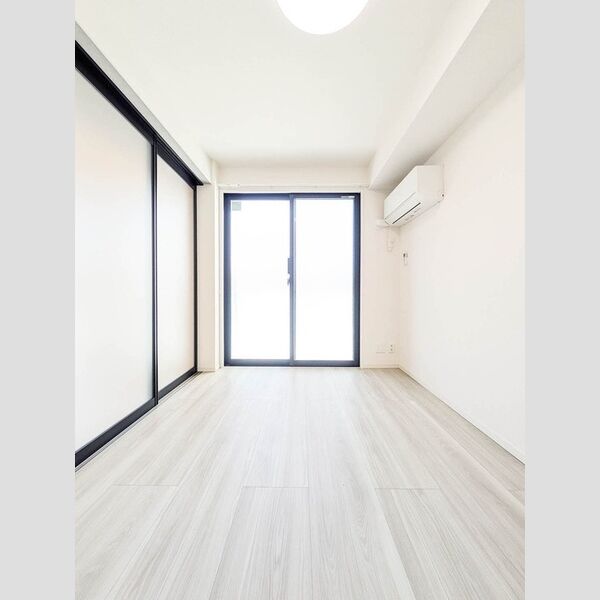 居室・リビング (洋室④)