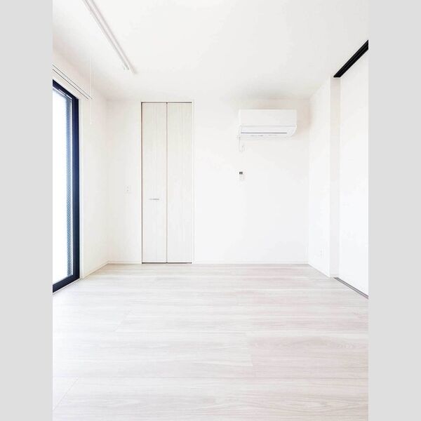 居室・リビング (洋室④)