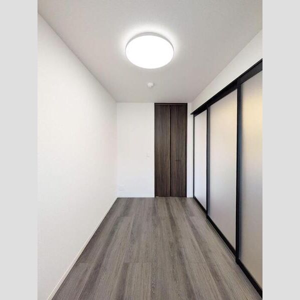 居室・リビング (洋室①)