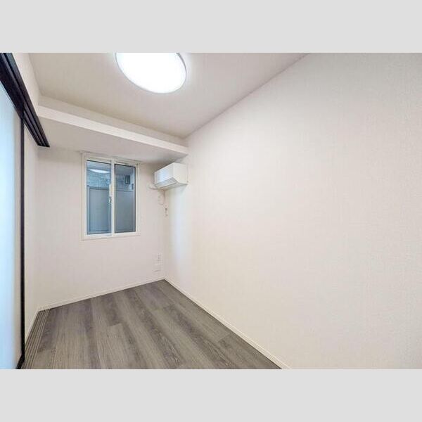 居室・リビング (洋室④)