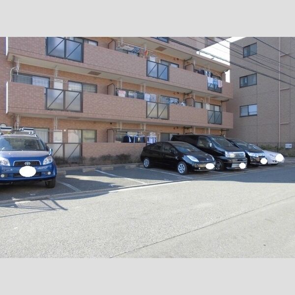 駐車場 (駐車場)
