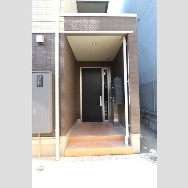 エントランス (エントランス)