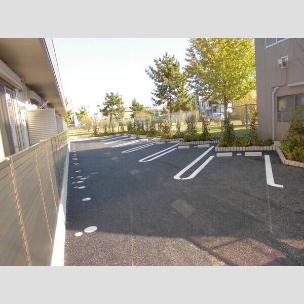 駐車場 (駐車場)