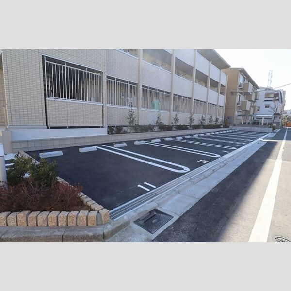 駐車場 (駐車場)