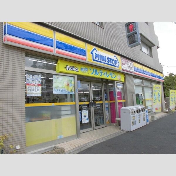 現地周辺 (ミニストップ本一色1丁目店まで337m)
