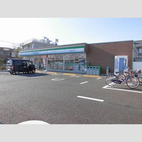 現地周辺 (ファミリーマート篠崎町三丁目店まで236m)