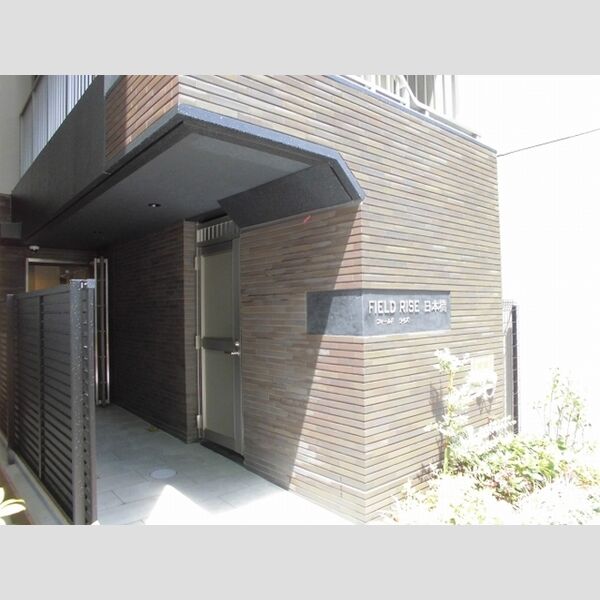 エントランス (エントランス)