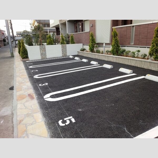 駐車場 (駐車場)