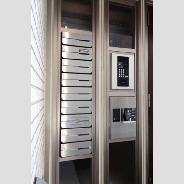 現地周辺 (集合ポスト、オートロック、宅配ボックス)