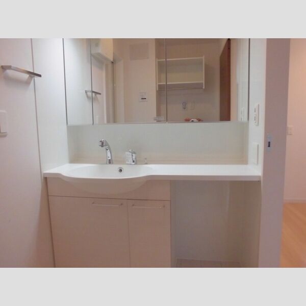 洗面所 (洗面化粧台)