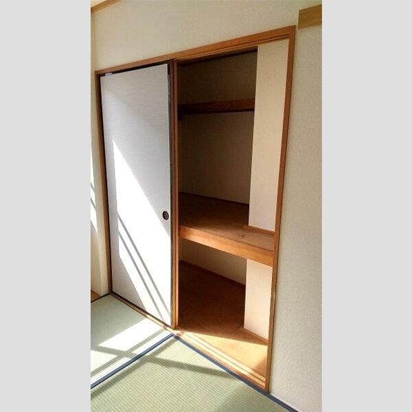 収納 (物入(和6))