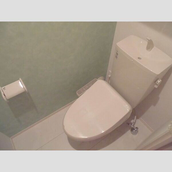 トイレ (温水洗浄暖房便座)