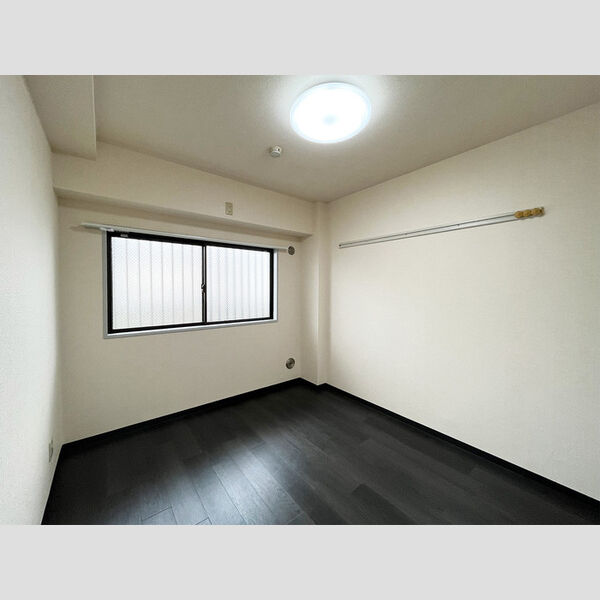 その他 (洋室5.6帖⓷)
