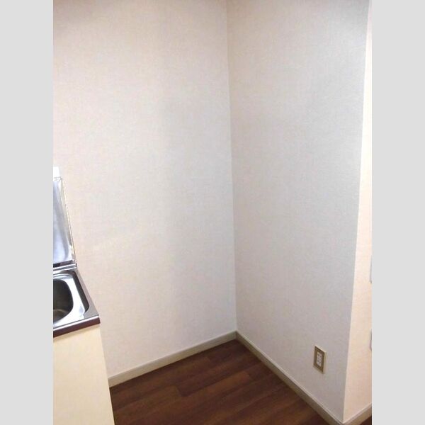 その他 (冷蔵庫置場)