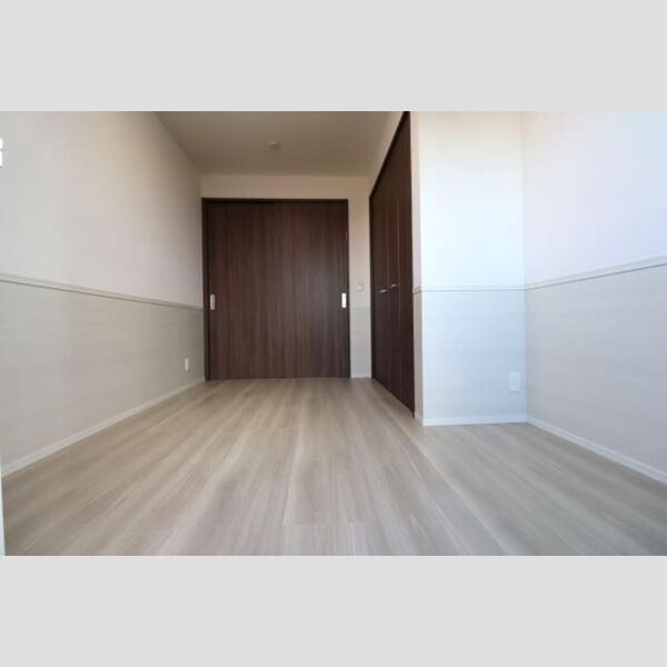 その他 (洋室5、4帖)