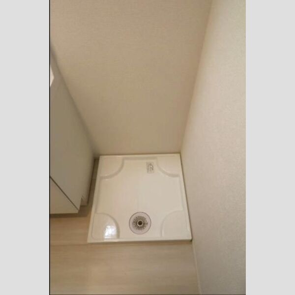 その他 (洗濯機置き場)