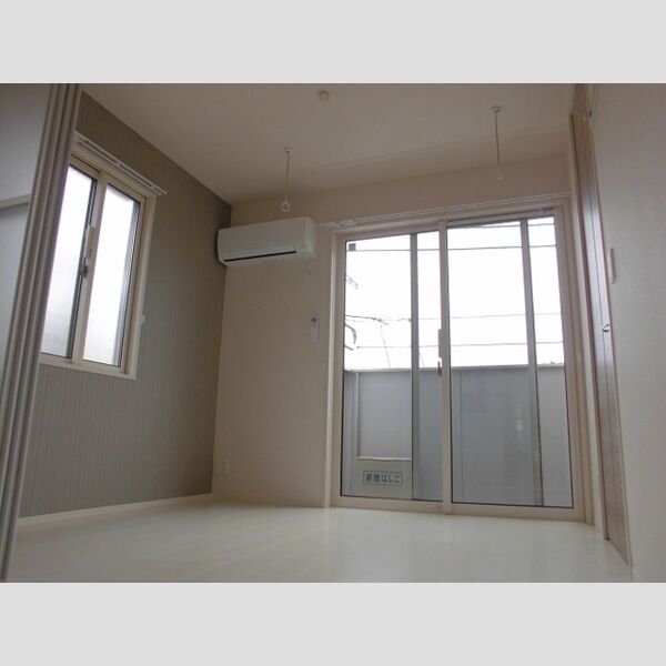 その他 (洋室4帖)