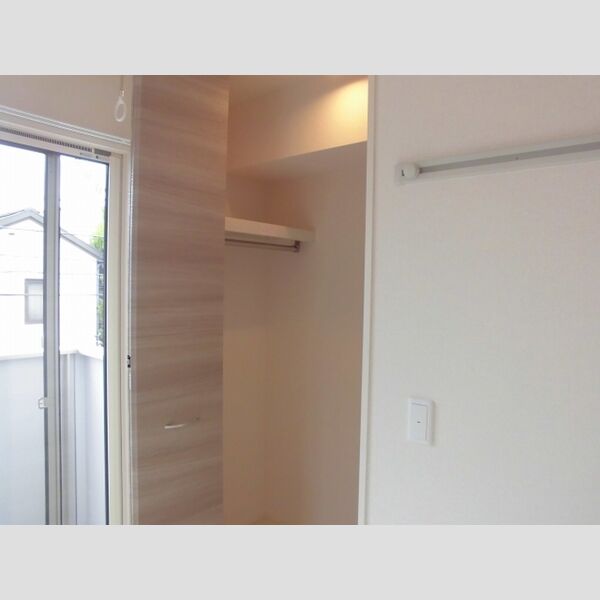 収納 (洋室4帖　ウォークインクローゼット)