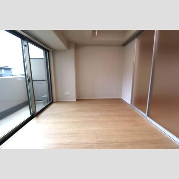 その他 (洋室6、4帖)