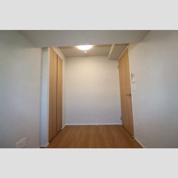 その他 (洋室5.4帖⓷)