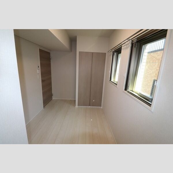 その他 (洋室5.3帖⓷)